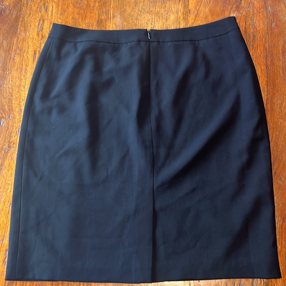 Calvin Klein Black Skirt - Size 12 - Picture 2 of 6